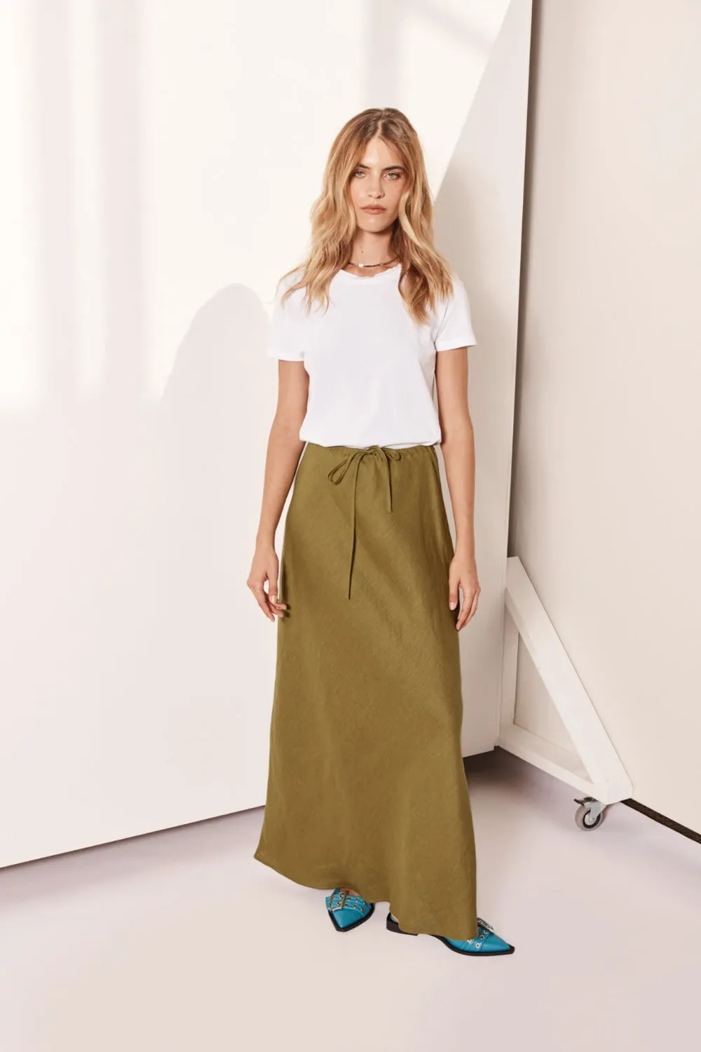 Aki Linen Maxi Skirt Olive