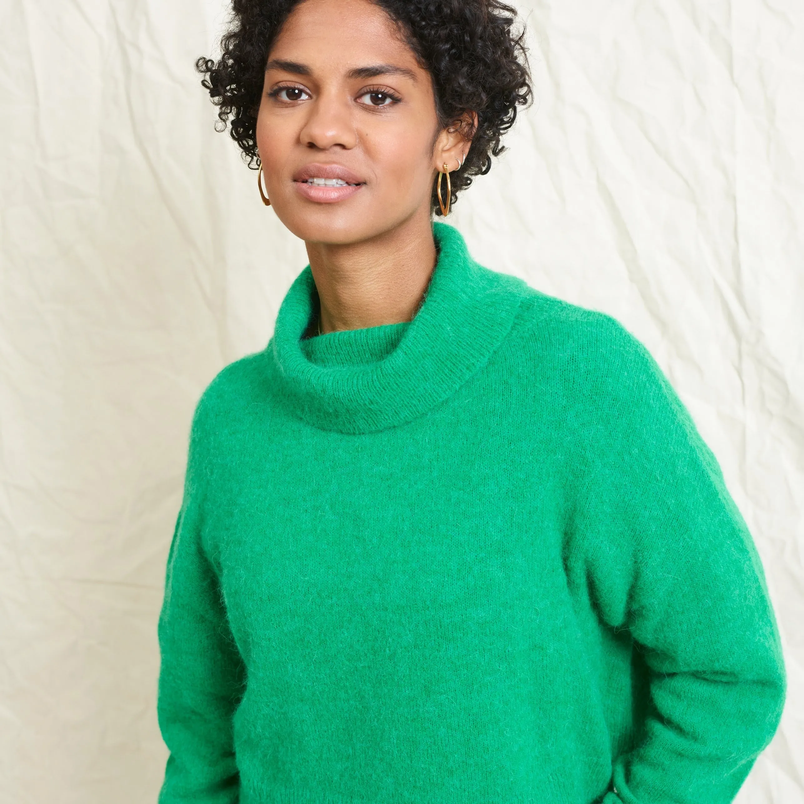 Lowie Green Alpaca Cropped Roll Neck